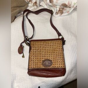 FOSSIL CROSSBODY